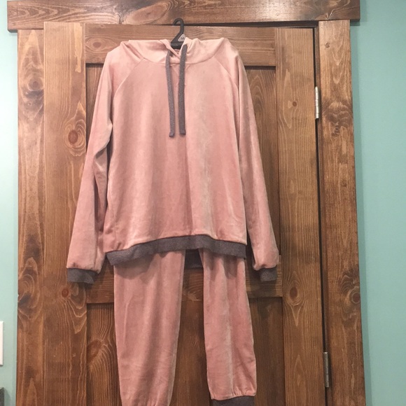 Alfani Other - Velour lounge set